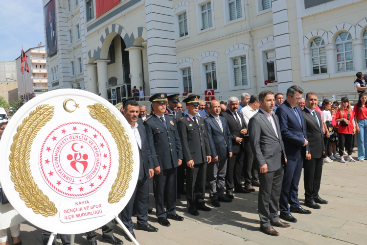 Kahta’da da 19 Mayıs Atatürk'ü Anma Gençlik ve Spor Bayramı kutlandı