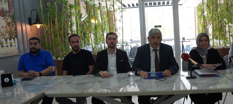 Başkan Hallaç Basın Menupları ile Buluştu