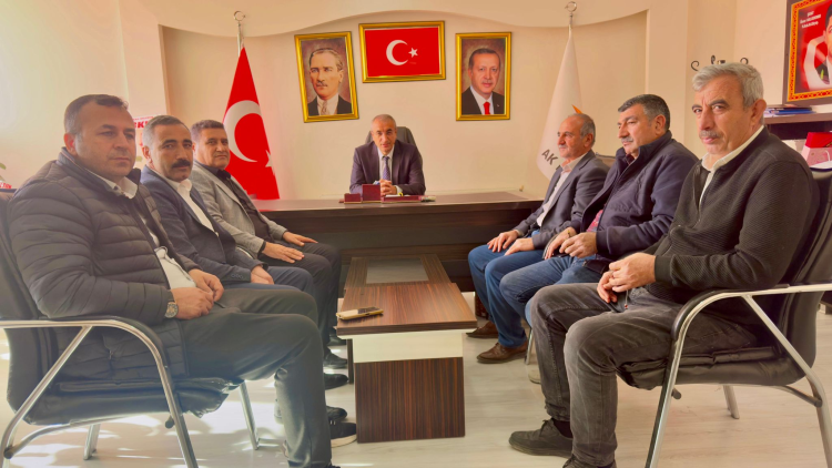 Başkan Çetinçakmak'tan AK Partiye Ziyaret