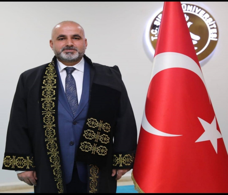 Hemşerimiz Rençber, Profesörlük Cübbesini Giydi