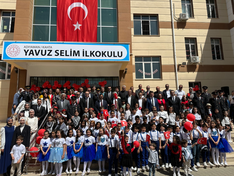 Kahta'da 23 Nisan Ulusal Egemenlik ve Çocuk Bayramı kutlandı