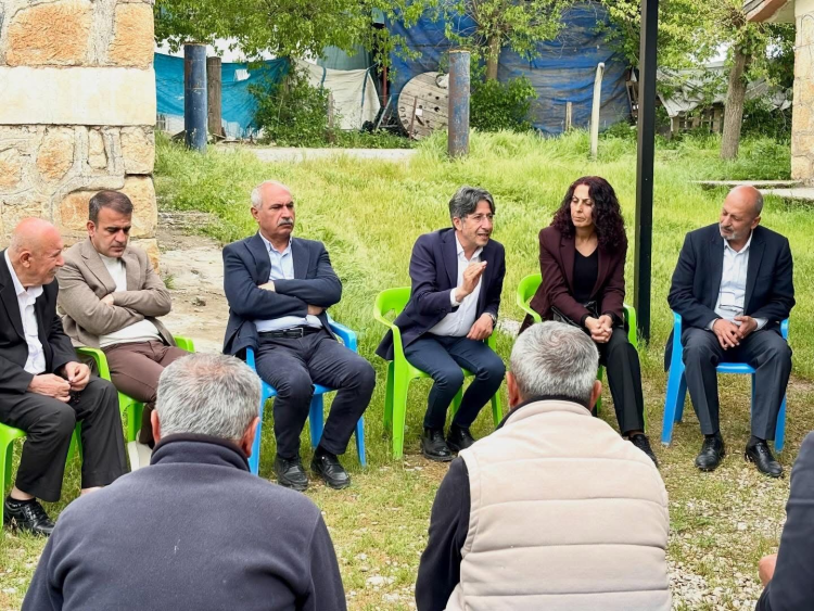 Milletvekili Bozan: Bir Türlü Bitmeyen Deprem Evlerin Takipçisi Olacağız